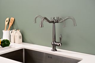 Смеситель для кухни Paulmark Retro Re213226-GM воронёная сталь